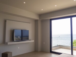 المنشأة من  الداخل