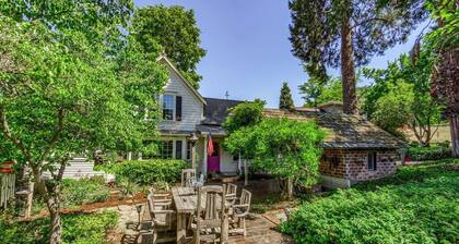 🌻 Charming Cottage On Peaceful 5 Acres in the Mountains