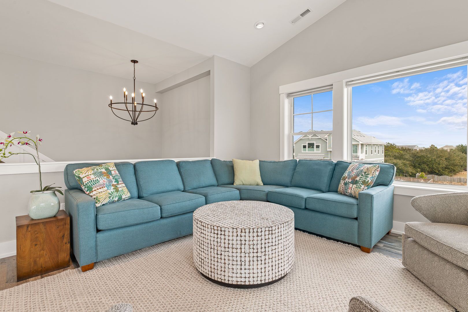 A Touch of Gray 6 Bedroom Home at Corolla Shores