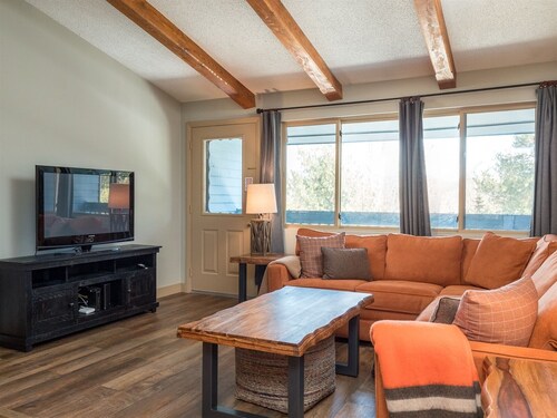 Brookside II B-305 | 1 Bed, 1 Bath