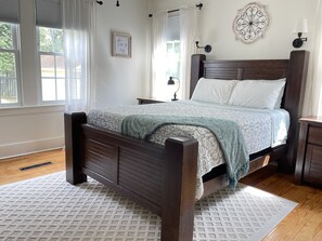 3 chambres, fer et planche à repasser, Wi-Fi gratuit, draps fournis