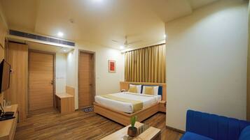 Studio Suite | Egyptian cotton sheets, premium bedding, free WiFi, bed sheets