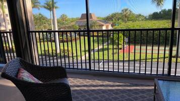 Apartment, 2 Schlafzimmer | Balkon