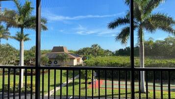 Apartment, 2 Schlafzimmer | Balkon