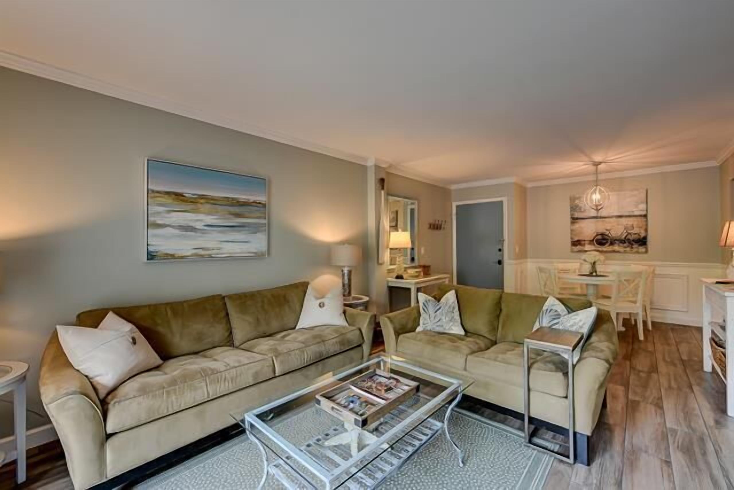 Private, Pet-Friendly, Ground-level Villa in the heart of Harbour Town
