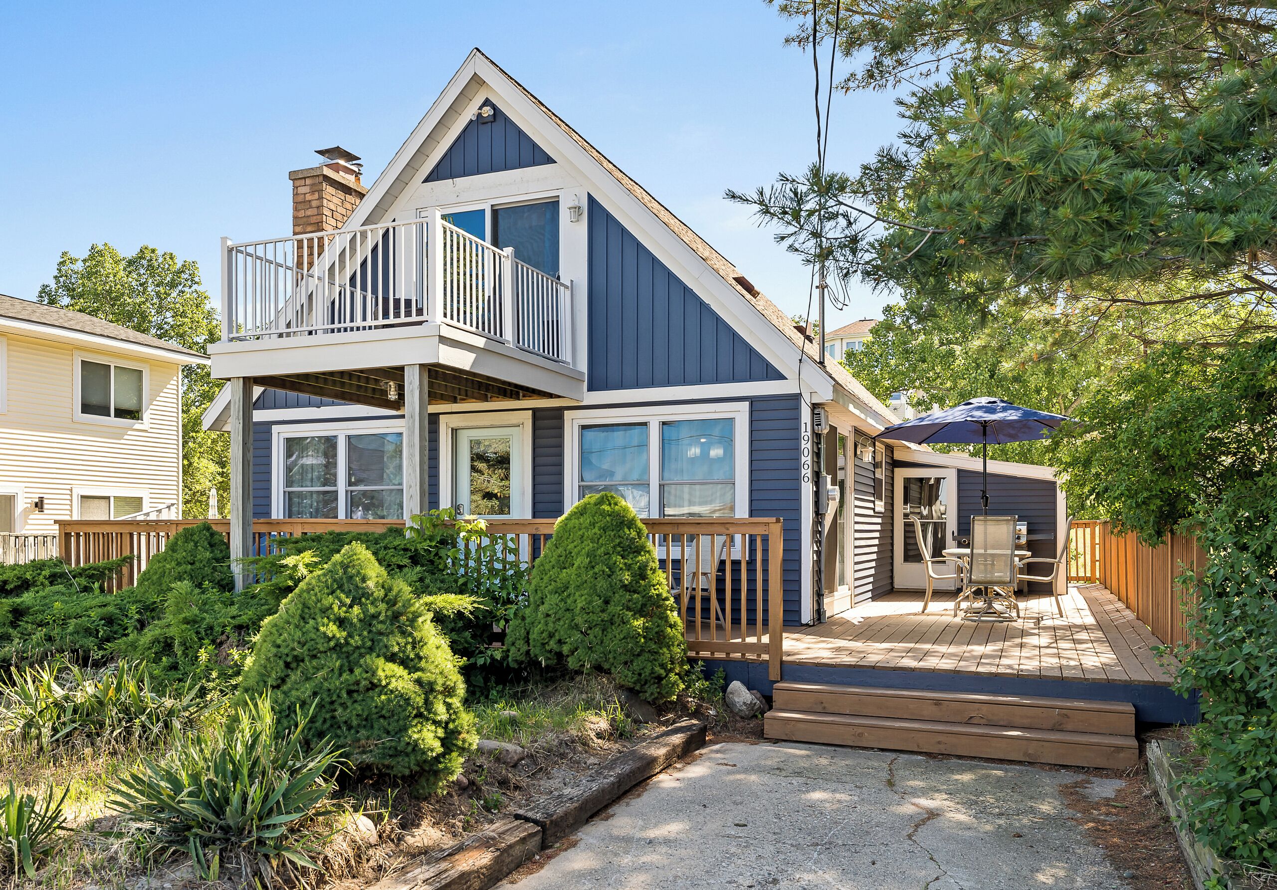 Chronicles | 4 Bed, 2.5 Bath