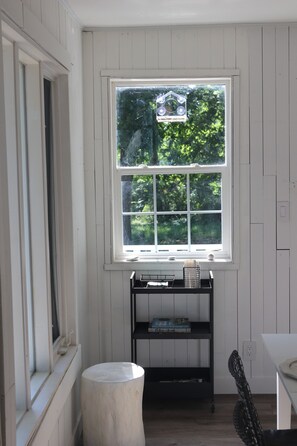 Interior - Designer Comfort in a Country Home! (Napanee)