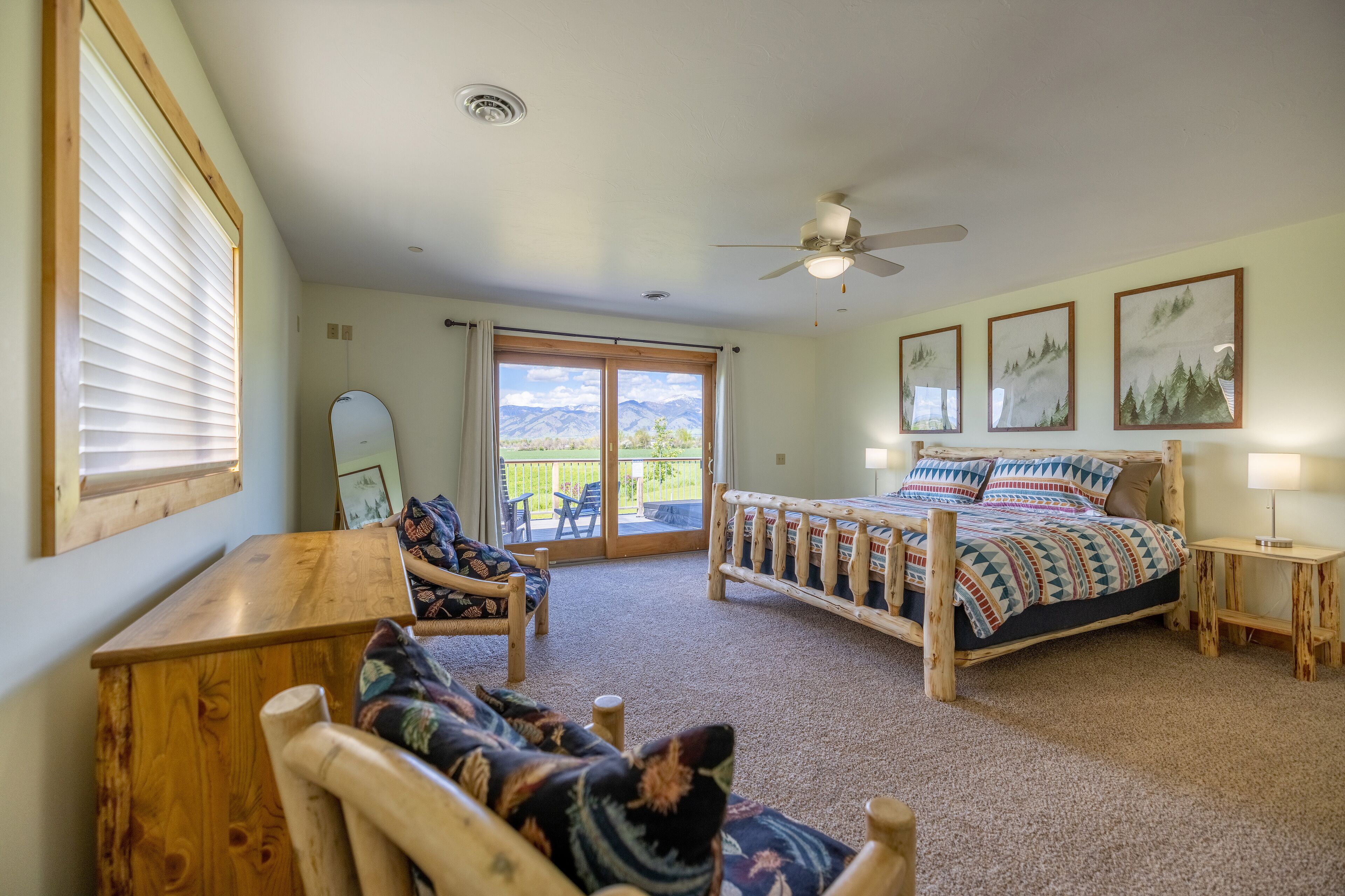 6 makuuhuonetta, työpöytä, silitysrauta/-lauta, ilmainen Wi-Fi