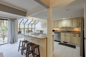 Fridge, microwave, oven, stovetop - 188 Beachwalk – Family-Friendly Villa Just Steps from the Beach! (Hilton Head Island)