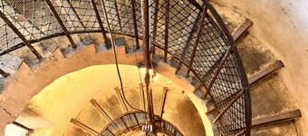 Charming cottage on the shores of Lake Saint Point