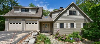 Waterfront Home W Suite Above Garage, Waterfront Views of Mt Washington!