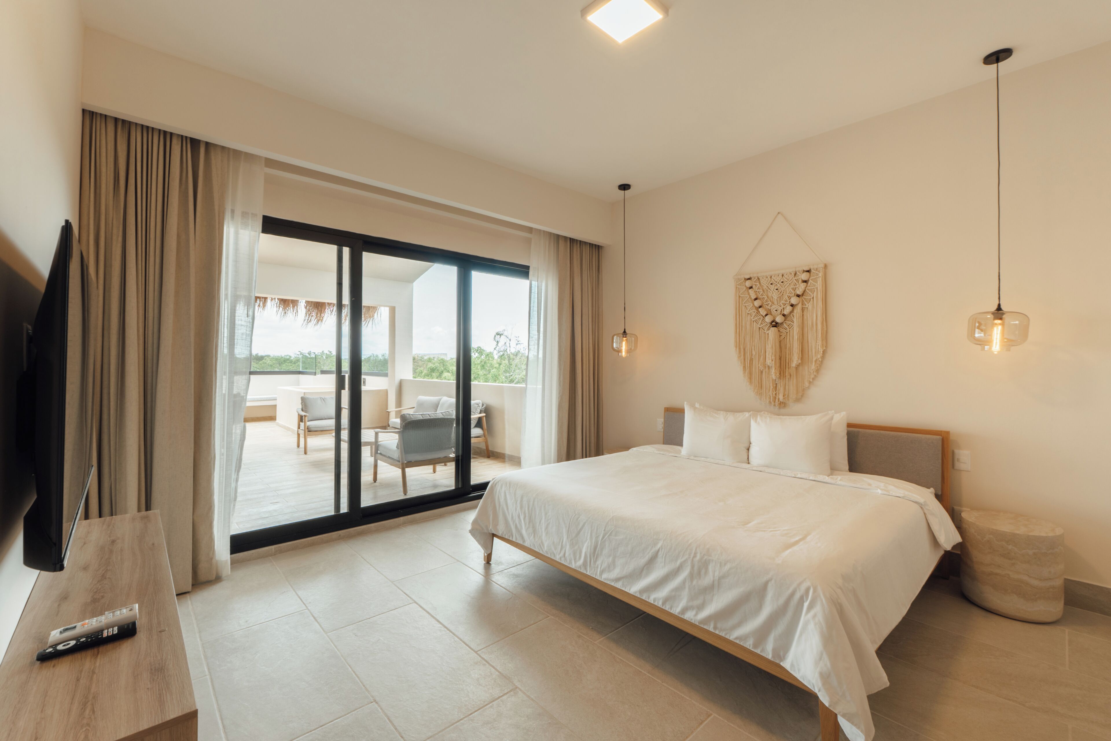 Deluxe penthouse, 3 slaapkamers, terras | Lakens van Egyptisch katoen, luxe beddengoed, pillowtop-bedden