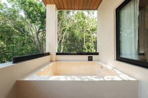 Deluxe Apartment, 1 Bedroom, Balcony | Balcony - Lumina at LOSANTOS Tulum (Tulum)