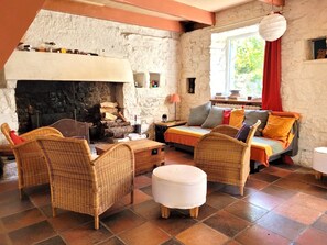 Interior - Charming family home (listed ⭐️⭐️) in a listed natural site. (WIFI) (Crozon)