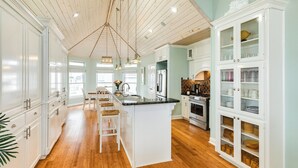 Private kitchen - Private West End Home, Dog Friendly, Open Deck & Large Patio - Ready for You! (Galveston)