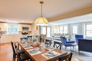 Dining - 4 Mins to Bayside Beaches! (Eastham)