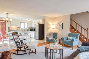 Televisión y oficina 