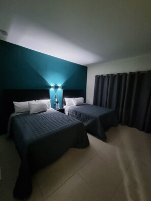 Standard Double Room | Free WiFi, bed sheets - EMS Hoteles Centro Histórico (Veracruz)