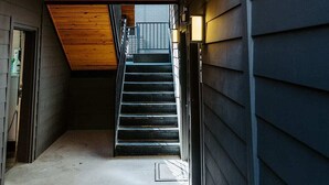 Interior - Songwriter's Suite: Luxe Music Row Stay! (Nashville)
