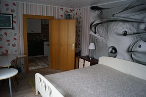 3 bedrooms, desk, iron/ironing board, free WiFi - Vacation apartment on the roof of the Franconian Forest (Schwarzenbach am Wald)