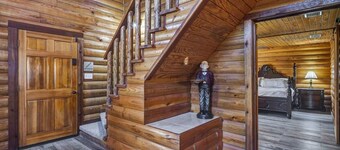 Lake LBJ Haven- Quiet Lakefront Cabin w/ Fire Pit