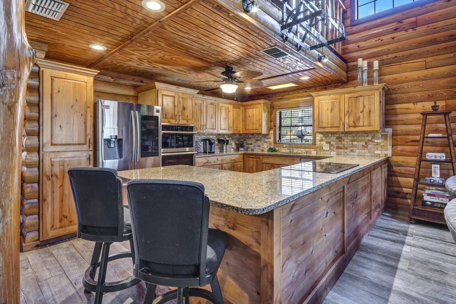 Lake LBJ Haven- Quiet Lakefront Cabin w/ Fire Pit