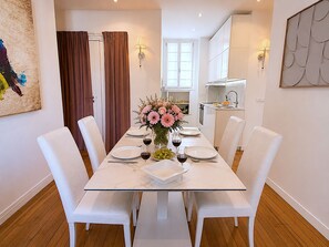 Dining - L'appartement Jean Bologne L (Paris)