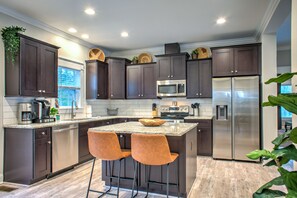 Frigorifero, microonde, forno, lavastoviglie