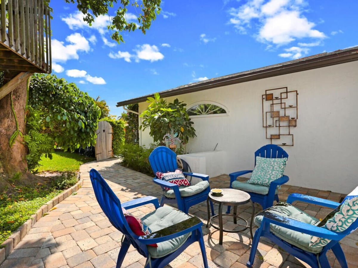 Photo 28 of Cute Three Bedroom Home with Private Pool, Close to the Beach and Mercato
