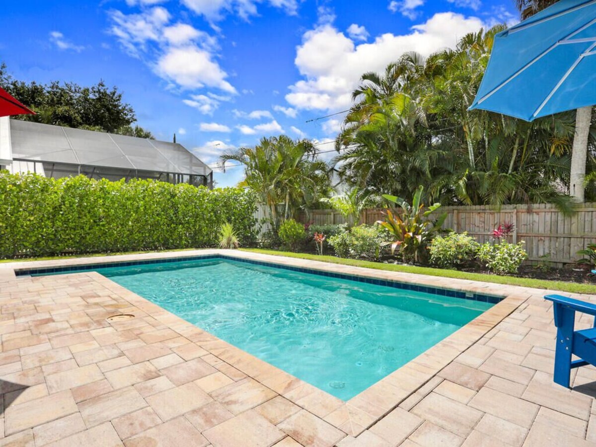 Photo 3 of Seahorse Villa 856 98th – Short Distance to Beaches, Shopping, & Dining