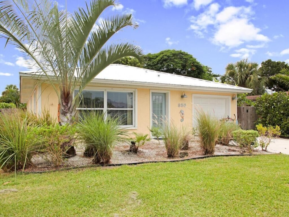 Photo 4 of Seahorse Villa 856 98th – Short Distance to Beaches, Shopping, & Dining