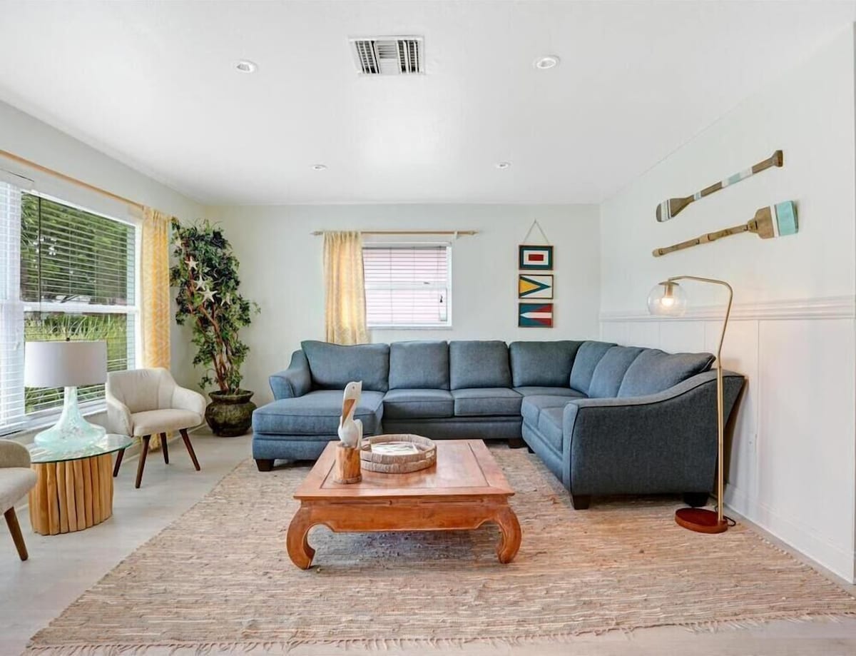 Photo 5 of Seahorse Villa 856 98th – Short Distance to Beaches, Shopping, & Dining
