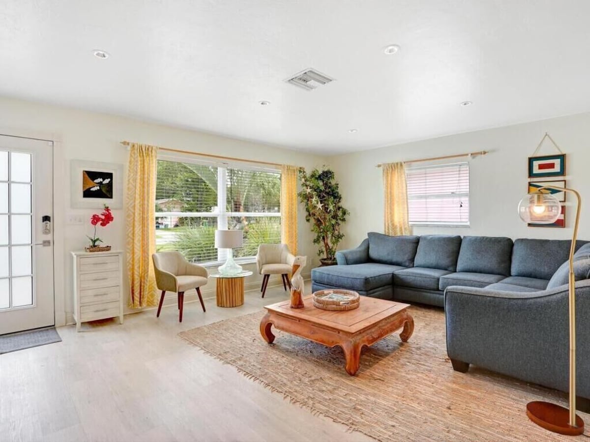 Photo 6 of Seahorse Villa 856 98th – Short Distance to Beaches, Shopping, & Dining