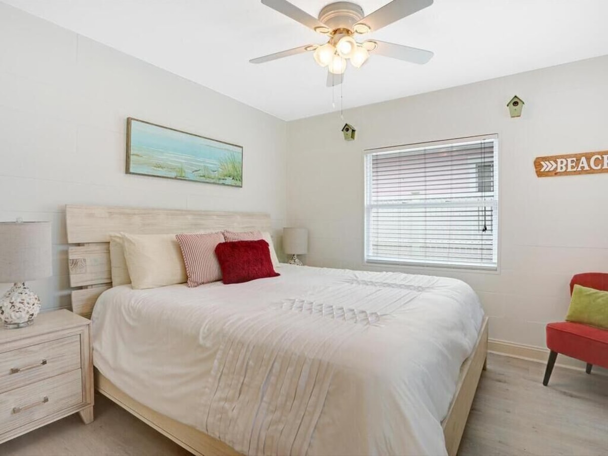 Photo 16 of Seahorse Villa 856 98th – Short Distance to Beaches, Shopping, & Dining