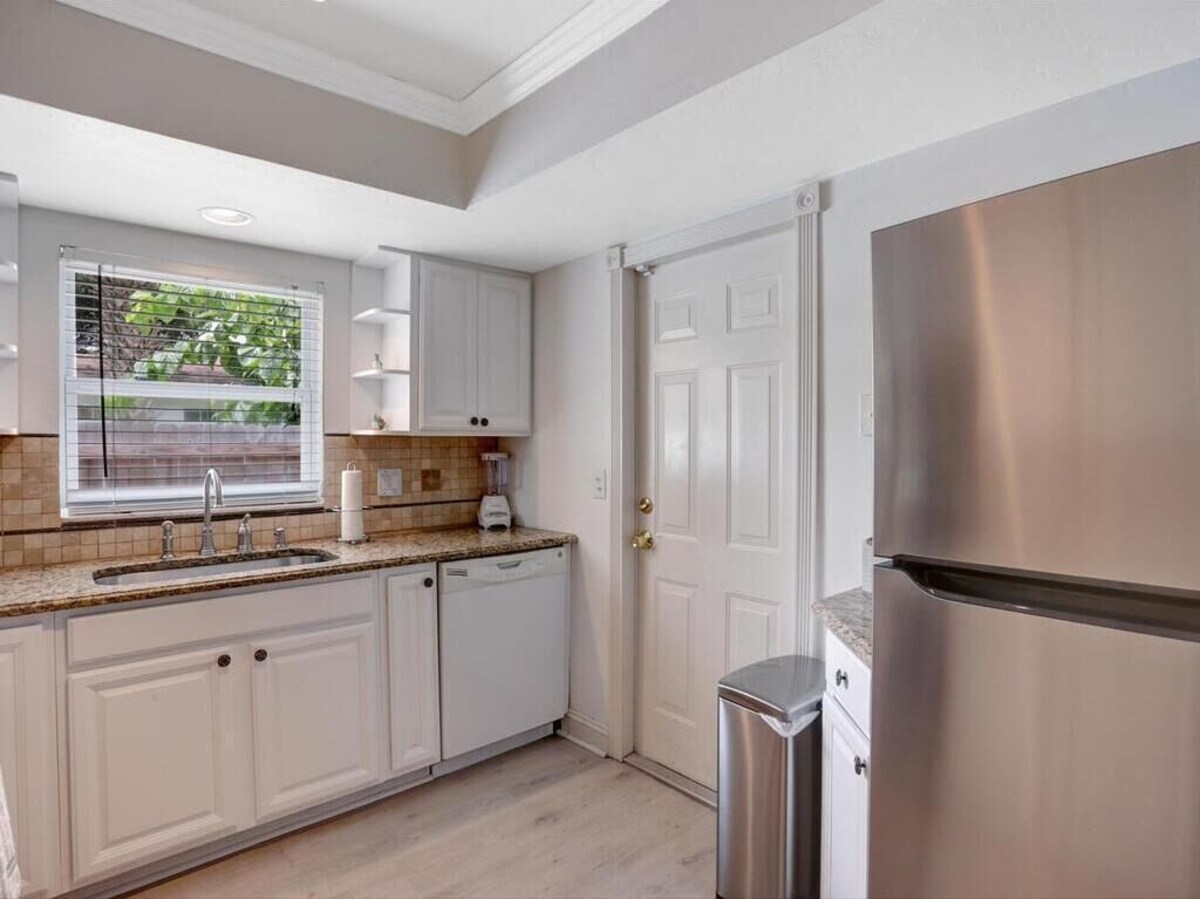 Photo 12 of Seahorse Villa 856 98th – Short Distance to Beaches, Shopping, & Dining