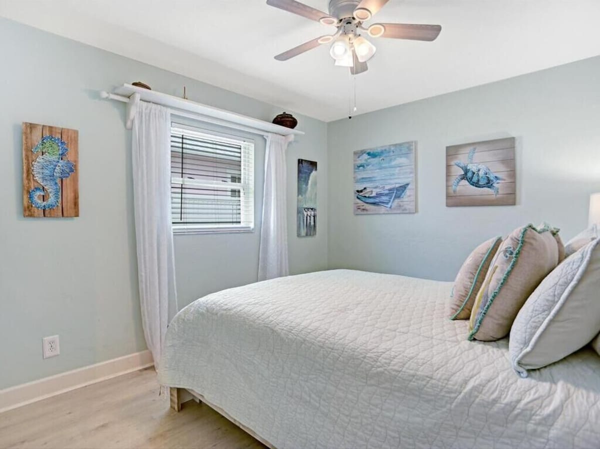 Photo 25 of Seahorse Villa 856 98th – Short Distance to Beaches, Shopping, & Dining