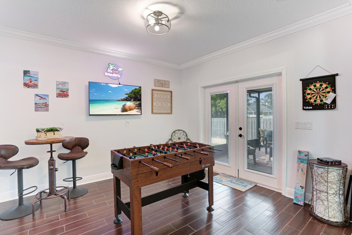 Photo 16 of Spacious Home with Game Room in Naples – Minutes to Beaches & Restaurants