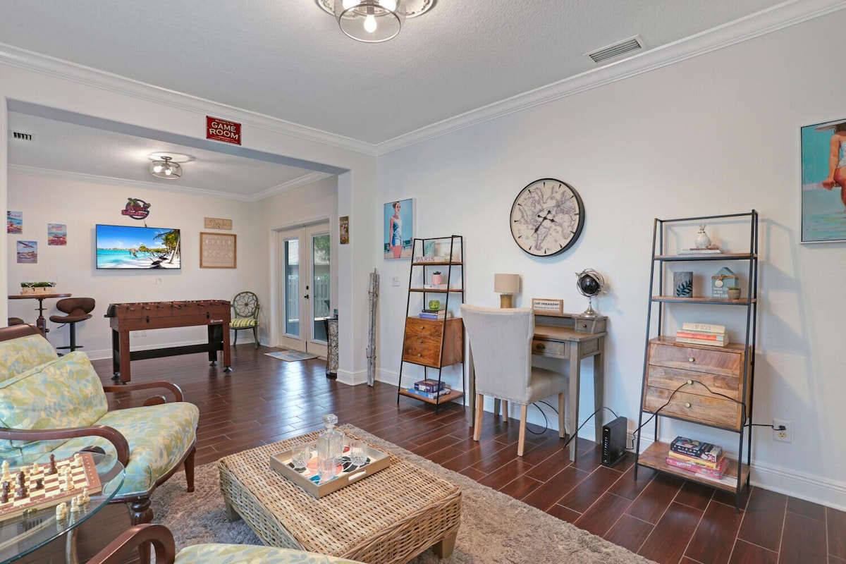 Photo 13 of Spacious Home with Game Room in Naples – Minutes to Beaches & Restaurants