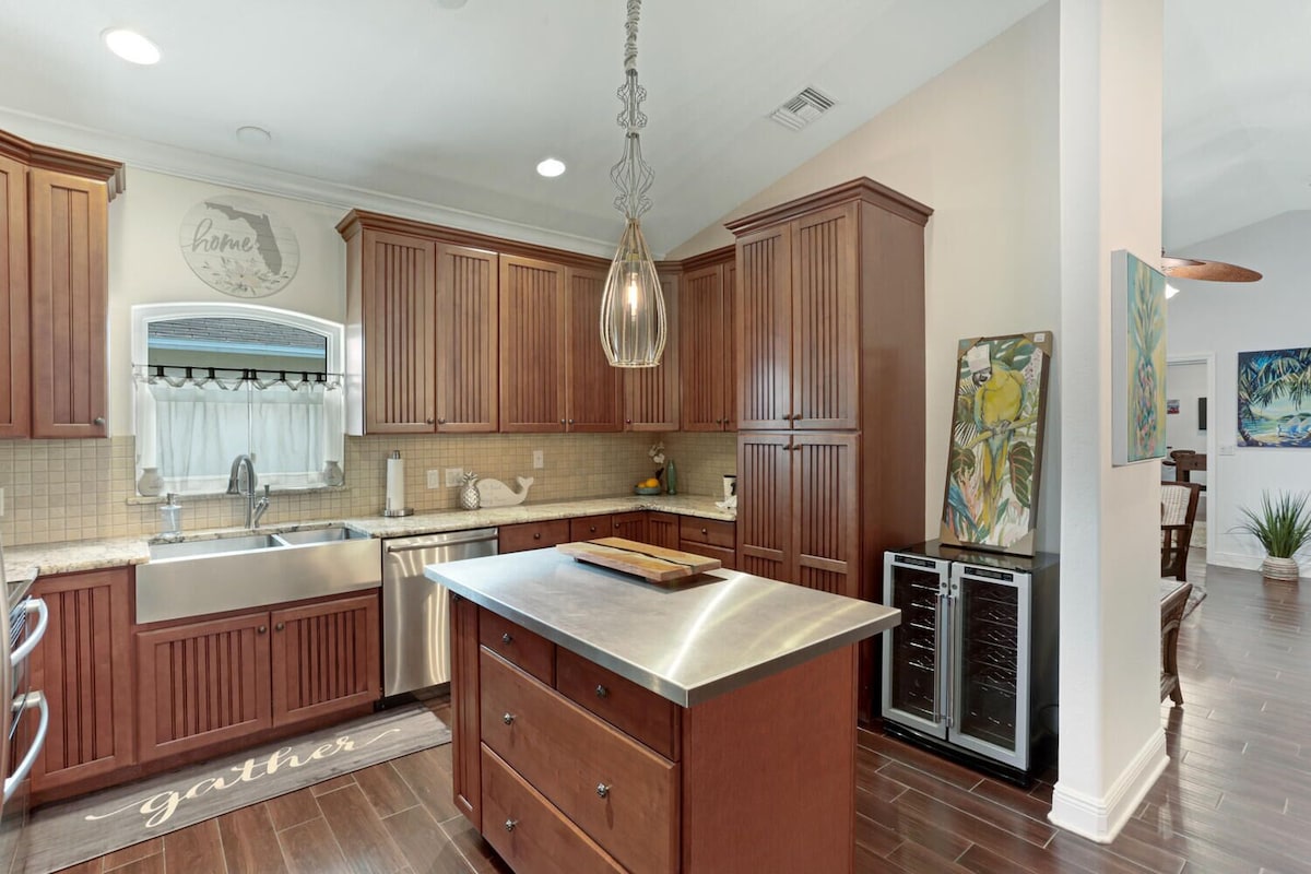 Photo 5 of Spacious Home with Game Room in Naples – Minutes to Beaches & Restaurants
