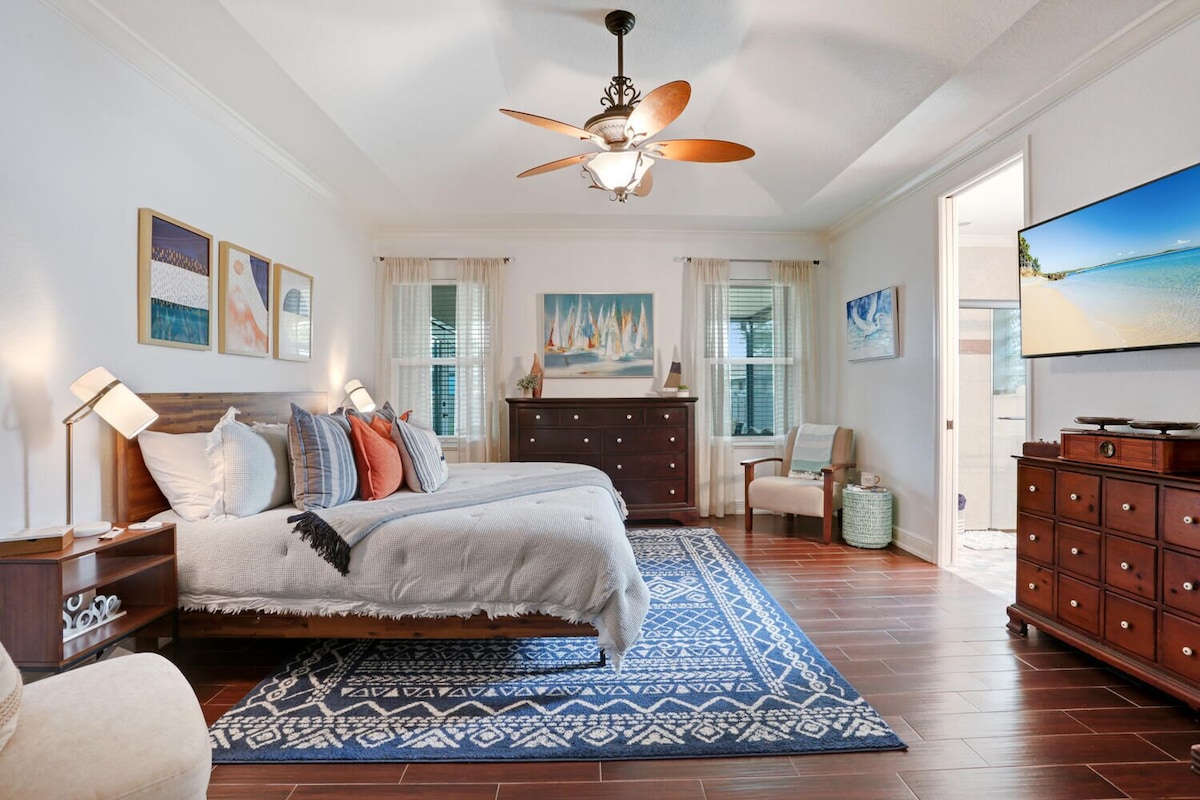 Photo 17 of Spacious Home with Game Room in Naples – Minutes to Beaches & Restaurants