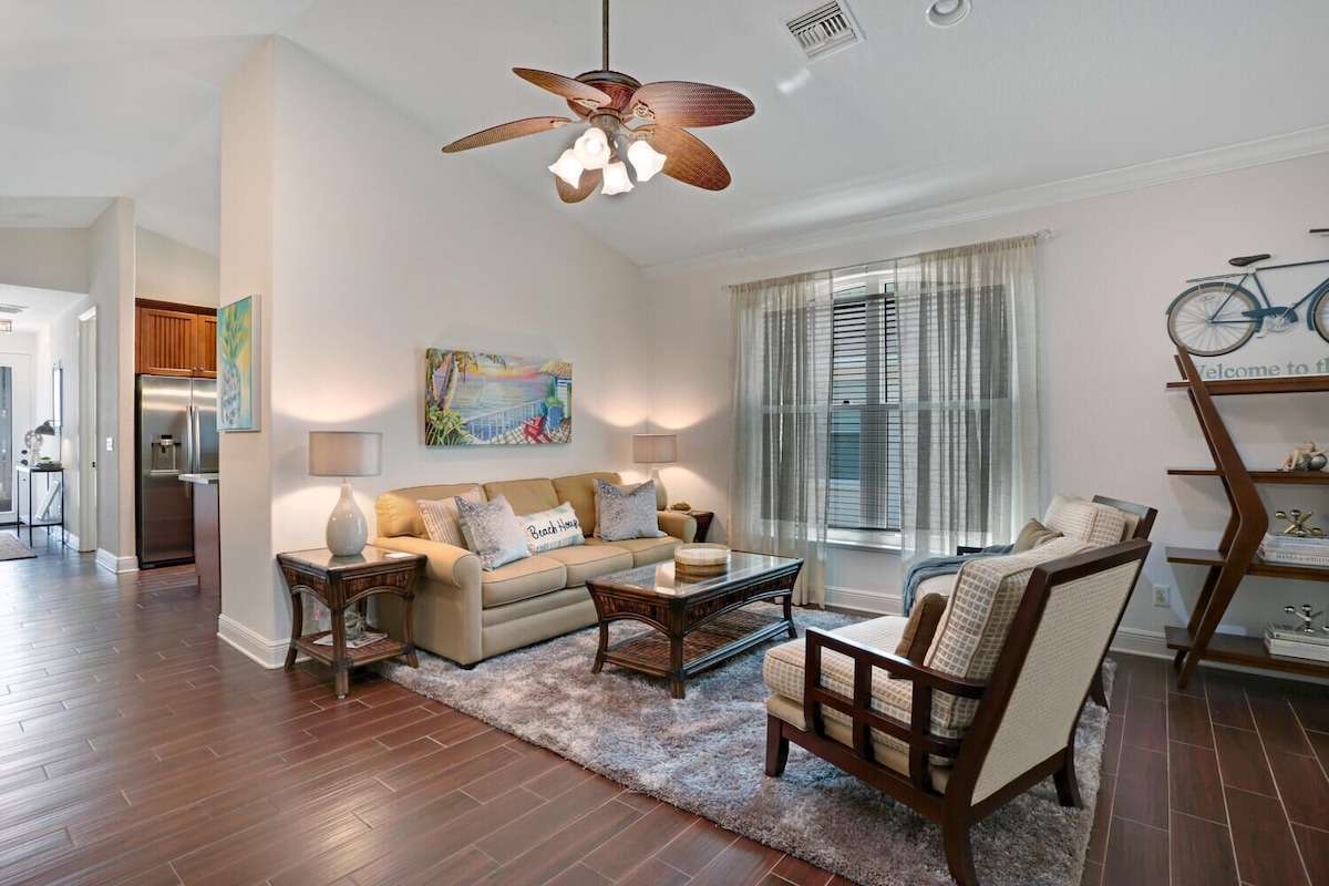 Photo 11 of Spacious Home with Game Room in Naples – Minutes to Beaches & Restaurants