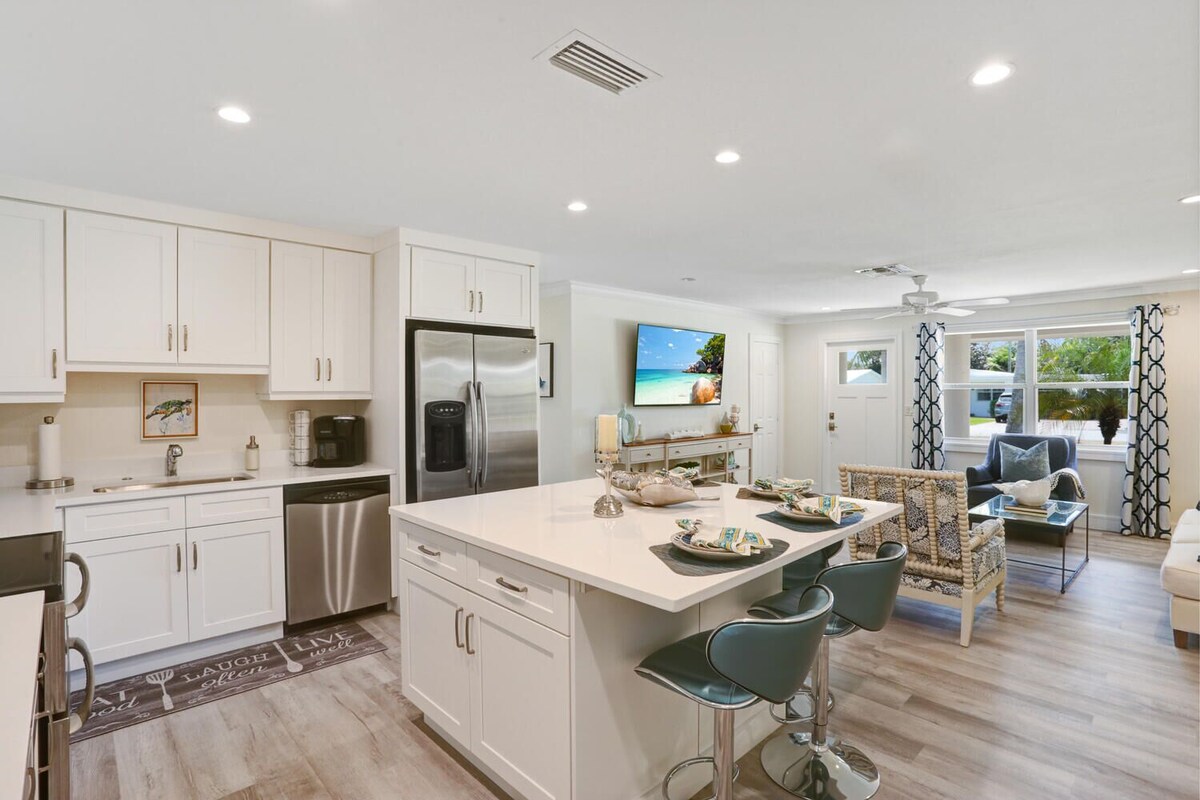 Photo 9 of Beautiful Home with Private Pool – Minutes from Downtown Naples and Beaches