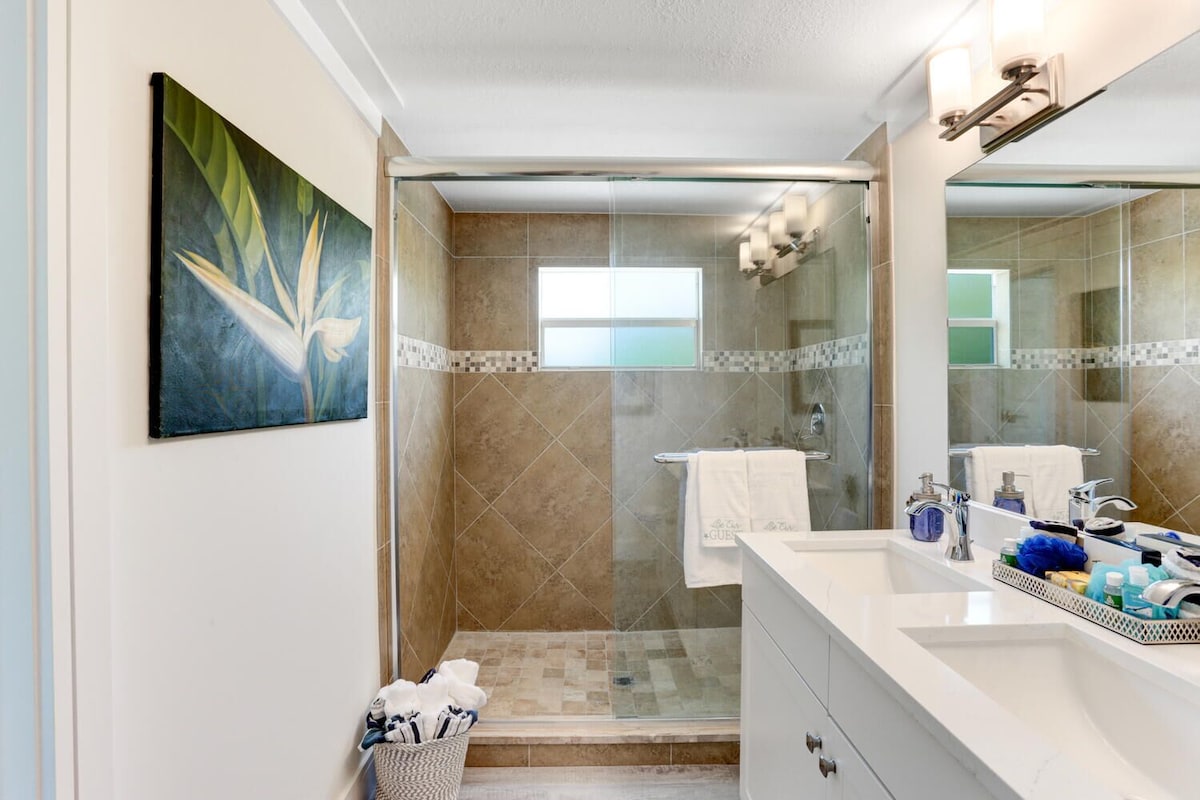 Photo 21 of Beautiful Home with Private Pool – Minutes from Downtown Naples and Beaches