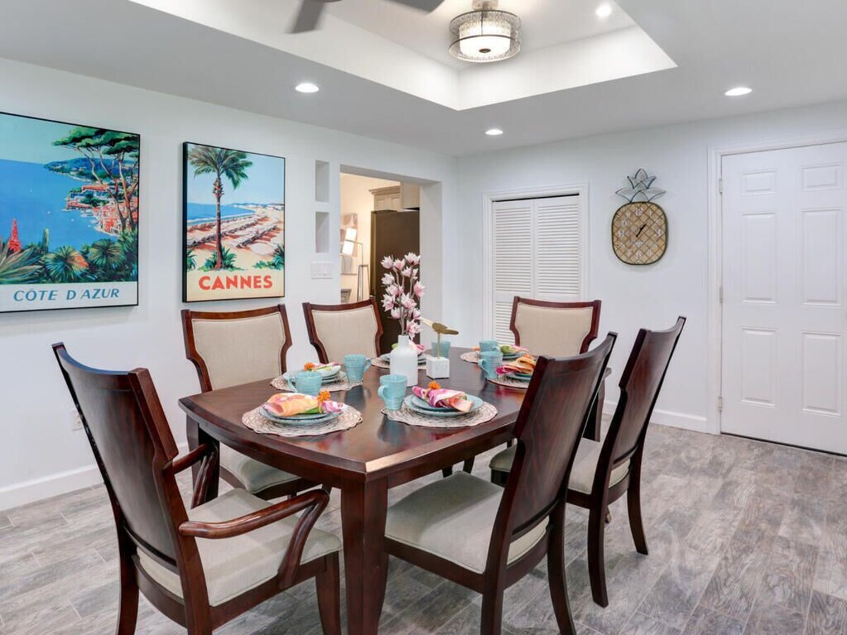 Photo 12 of Quaint Bungalow in Lake Park with Private Pool & Spa - Minutes from Beaches