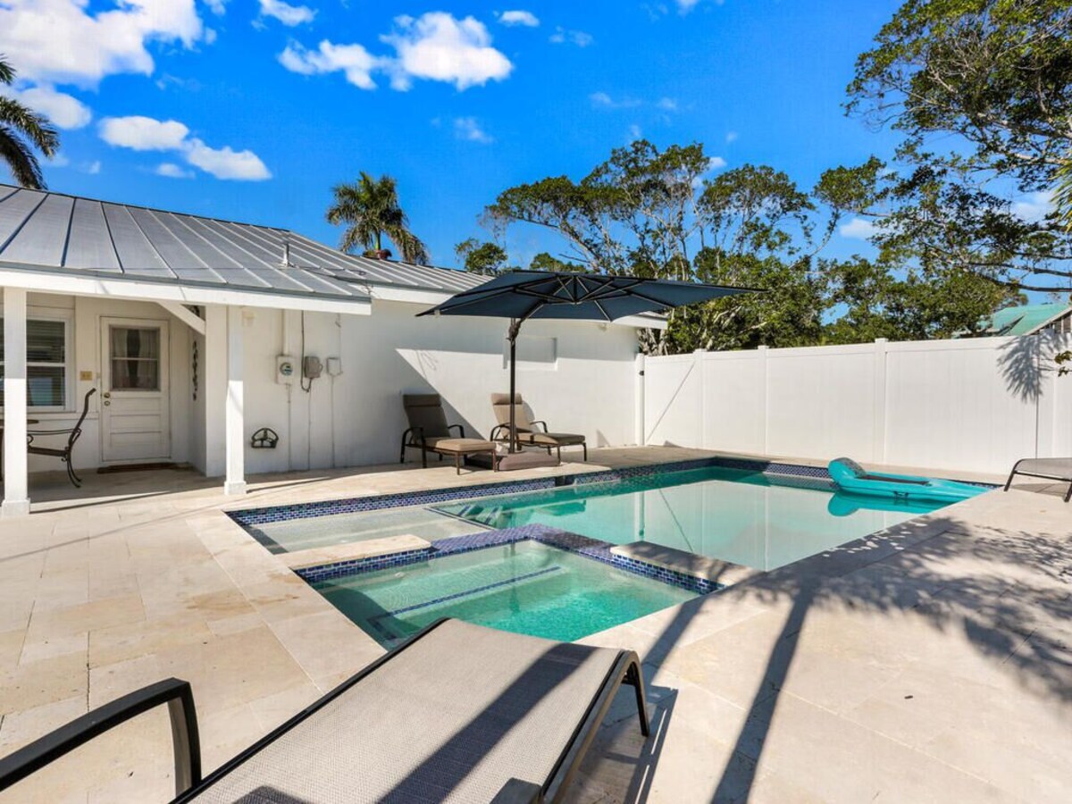 Photo 26 of Quaint Bungalow in Lake Park with Private Pool & Spa - Minutes from Beaches