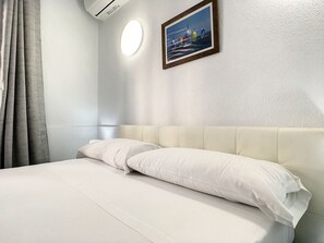 2 habitaciones, tabla de planchar con plancha y wifi gratis 