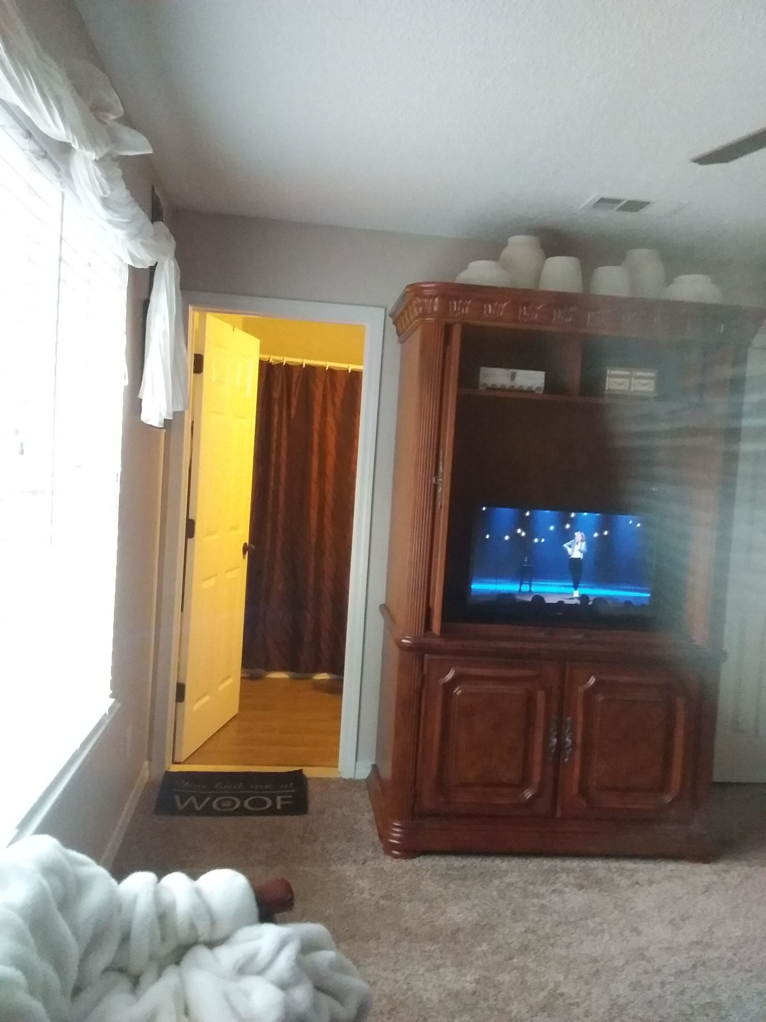 Home near state parks, crystal clear beaches,vortex springs w/amenities & trails