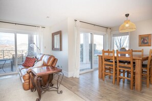 Smart TV - Waterpark resort with basketball, pickleball court (St. George)