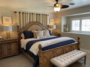 2 habitaciones, escritorio, tabla de planchar con plancha y wifi gratis