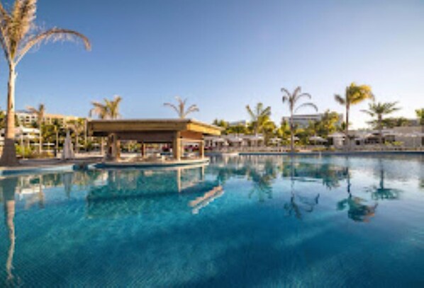 Outdoor pool, a heated pool - GRAND  MAYAN 1BR,   4/24-5/1  WEEK OF PGA AT VIDANTA VALLARTA (Nuevo Vallarta)